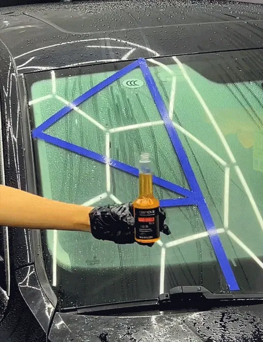 How to Use Car Windshield Cleaner