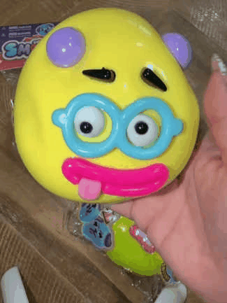 Squeezing Gif
