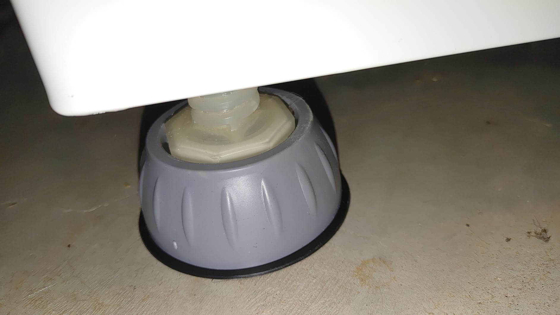 Hard plastic anti vibration feet
